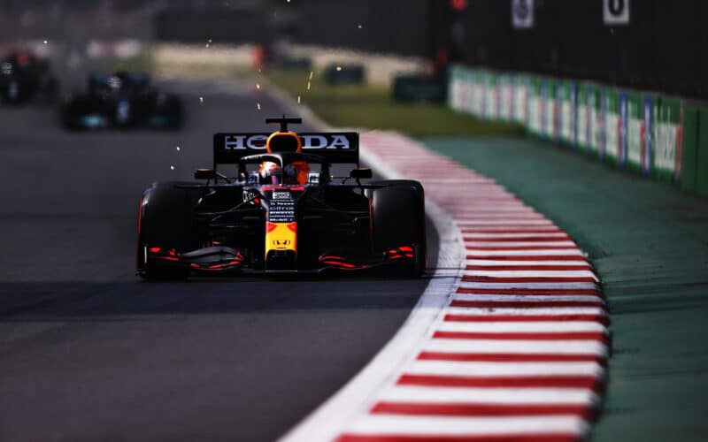 - Dirty Air in Formula 1: Understanding the Turbulent Wake Effect