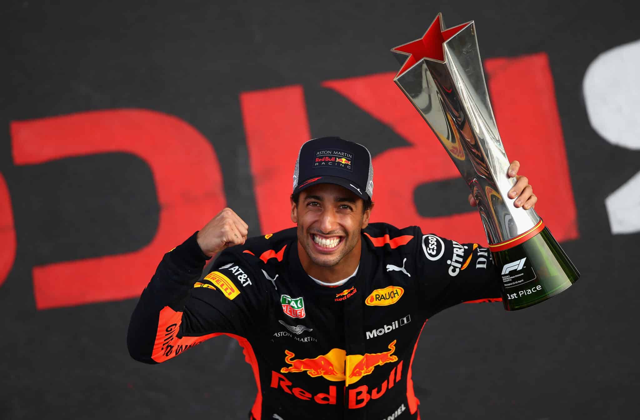 - Daniel Ricciardo return ? Old F1 World Champion 'What does he have to gain?'