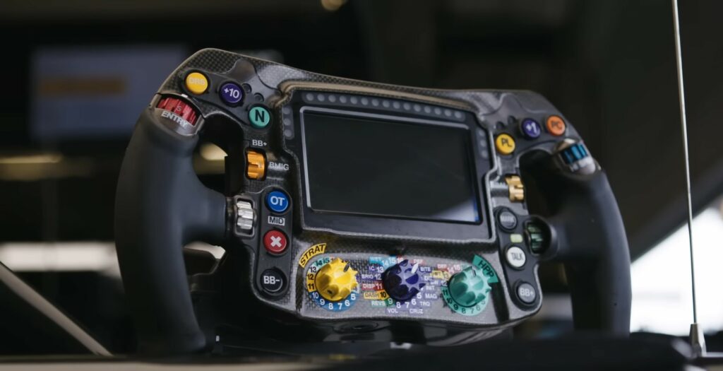 Formula 1 Steering Wheel Explained Las Motorsport