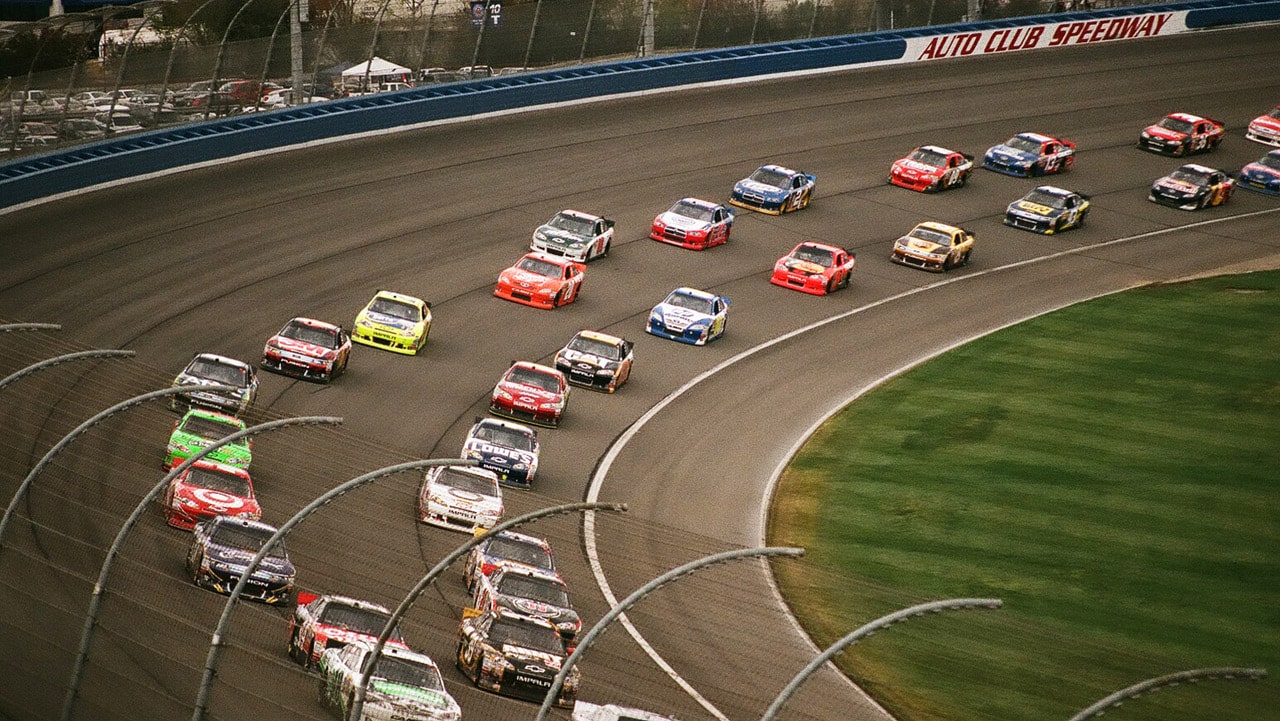 - Breaking Down the Speed: Discover the Fastest NASCAR Tracks with Exclusive Video Footage